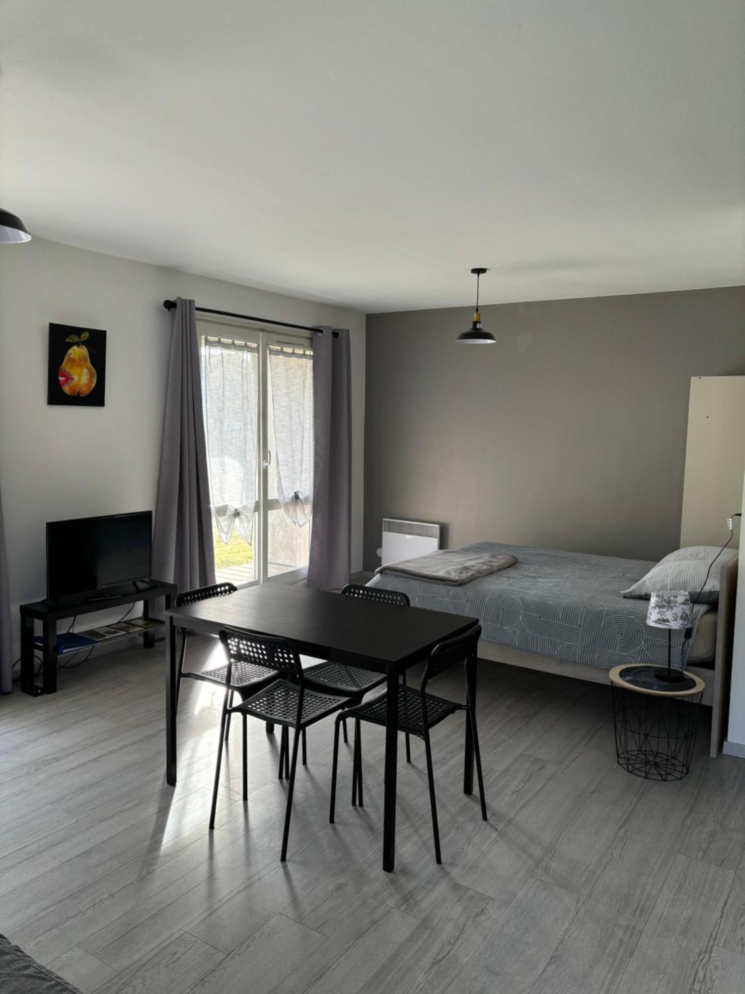 Studio Pivoine Avec Terrasse A Proximite De 梅斯 外观 照片